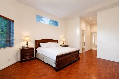 5724 Oakmont Ave, Hollywood, FL 33312 - Photo 9