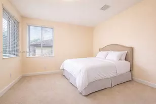 5724 Oakmont Ave, Hollywood, FL 33312 - Photo 13