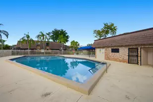 2647 NW 99th Ave, Coral Springs, FL 33065 - Photo 19