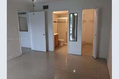 7125 NW 186th St #B209, Hialeah, FL 33015 - Photo 9