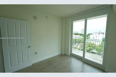 987 SW 37th Ave #1205, Miami, FL 33135 - Photo 7