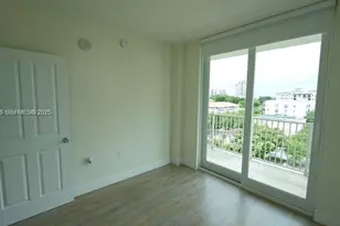 987 SW 37th Ave, Miami, FL 33135 - Photo 7