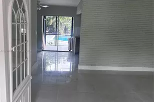 200 SE 19th St, Fort Lauderdale, FL 33316 - Photo 7