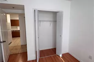 9340 Fontainebleau Blvd, Miami, FL 33172 - Photo 7