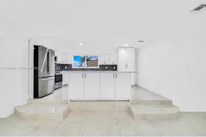 2410 NW 155th Ter, Miami Gardens, FL 33054 - Photo 27