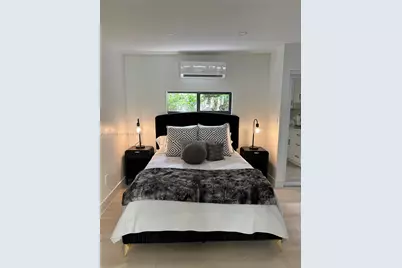 1114 Madrid St, Coral Gables, FL 33134 - Photo 9