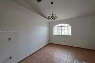 7520 W 20th Ave, Hialeah, FL 33016 - Photo 11