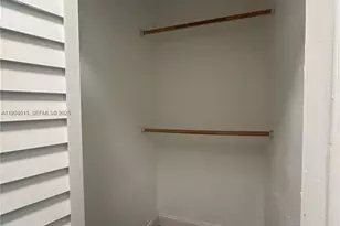 2800 NE 203rd St, Aventura, FL 33180 - Photo 15