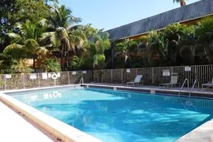 17255 SW 95th Ave, Palmetto Bay, FL 33157 - Photo 5