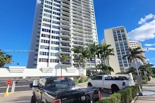 3140 S Ocean Dr, Hallandale Beach, FL 33009 - Photo 17