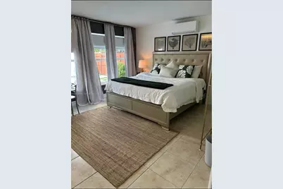 19410 NE 19th Ave, Miami, FL 33179 - Photo 15