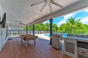 15519 SW 182nd Ln, Miami, FL 33187 - Photo 11