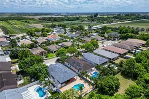 15519 SW 182nd Ln, Miami, FL 33187 - Photo 5