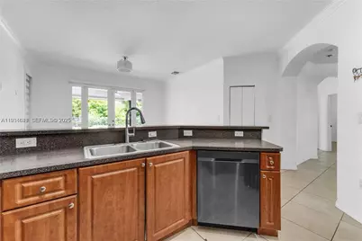 15519 SW 182nd Ln, Miami, FL 33187 - Photo 19