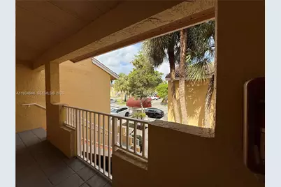 931 Coral Club Dr #931, Coral Springs, FL 33071 - Photo 17