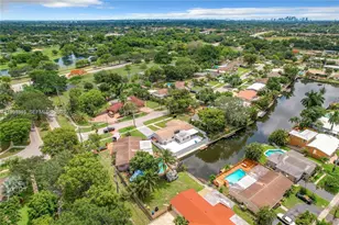 5880 SW 13th St, Plantation, FL 33317 - Photo 49