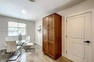 5880 SW 13th St, Plantation, FL 33317 - Photo 15