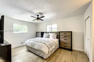 5880 SW 13th St, Plantation, FL 33317 - Photo 33