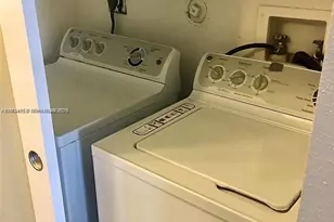 2445 NW 33rd St, Oakland Park, FL 33309 - Photo 13