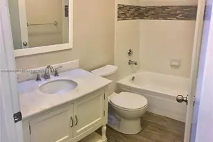 2445 NW 33rd St, Oakland Park, FL 33309 - Photo 13