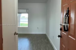 2445 NW 33rd St, Oakland Park, FL 33309 - Photo 3