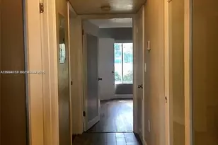 2445 NW 33rd St, Oakland Park, FL 33309 - Photo 5