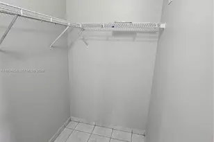 7762 W 34th Ln, Hialeah, FL 33018 - Photo 19