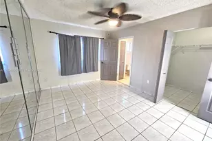 7762 W 34th Ln, Hialeah, FL 33018 - Photo 19