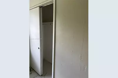 [Address not provided], Miami, FL 33179 - Photo 3