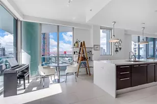 900 Biscayne Blvd, Miami, FL 33132 - Photo 7