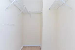 8760 NW 97th Ave, Doral, FL 33178 - Photo 29