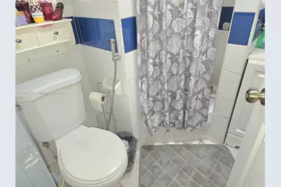 3601 NW 102nd St, Miami, FL 33147 - Photo 11