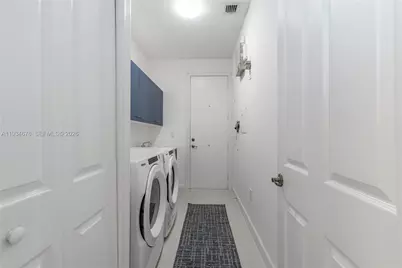 13721 NW 18th St, Pembroke Pines, FL 33028 - Photo 31