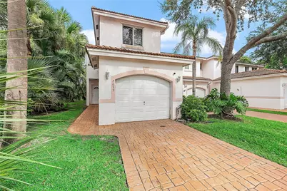 7659 Tamarac Island Circle, Tamarac, FL 33321 - Photo 5