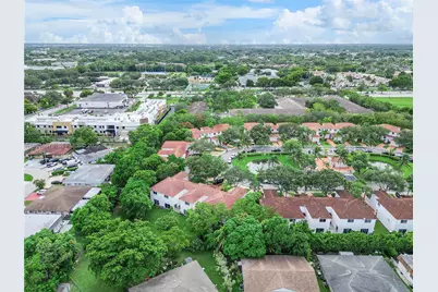 7659 Tamarac Island Circle, Tamarac, FL 33321 - Photo 39