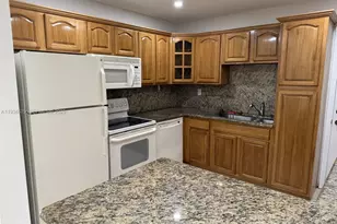 6181 SW 109th Ct, Miami, FL 33173 - Photo 11