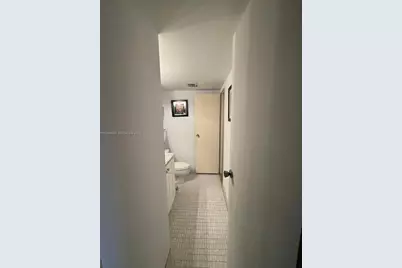 20335 W Country Club Dr #1105, Aventura, FL 33180 - Photo 27