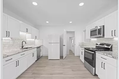 326 191st St, Sunny Isles Beach, FL 33160 - Photo 5