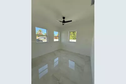 260 NW 119th St, Miami, FL 33168 - Photo 21