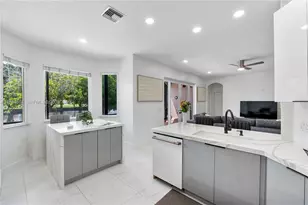 10922 NW 49th Dr, Coral Springs, FL 33076 - Photo 31