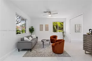 10922 NW 49th Dr, Coral Springs, FL 33076 - Photo 17