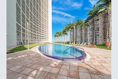 601 NE 36th St #1801, Miami, FL 33137 - Photo 39
