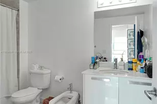 601 NE 36th St, Miami, FL 33137 - Photo 17