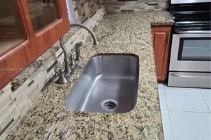 2301 SW 83rd Ave, Miramar, FL 33025 - Photo 5