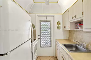 2850 W Golf Blvd, Pompano Beach, FL 33064 - Photo 9