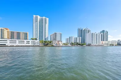 1000 Parkview Dr #316, Hallandale Beach, FL 33009 - Photo 25