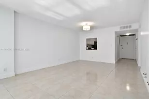 1000 Parkview Dr, Hallandale Beach, FL 33009 - Photo 7