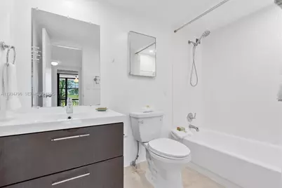 1000 Parkview Dr #316, Hallandale Beach, FL 33009 - Photo 19