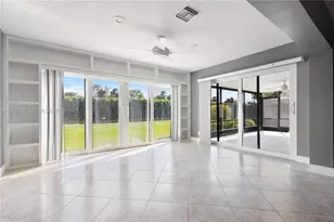 21314 Chinaberry Dr, Boca Raton, FL 33428 - Photo 17