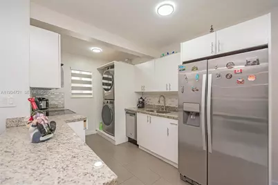 7612 Granada Blvd, Miramar, FL 33023 - Photo 3